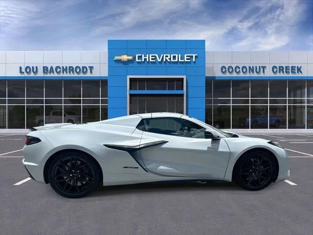 2023 Chevrolet Corvette Z06 3LZ photo 9
