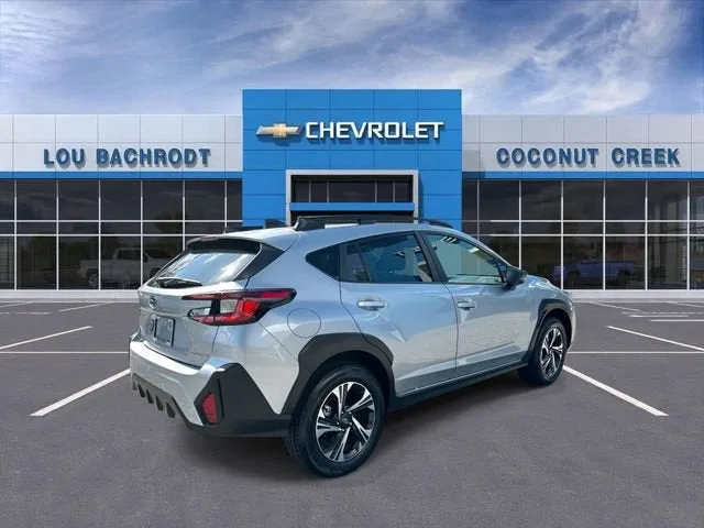 2025 Subaru Crosstrek Premium photo 8