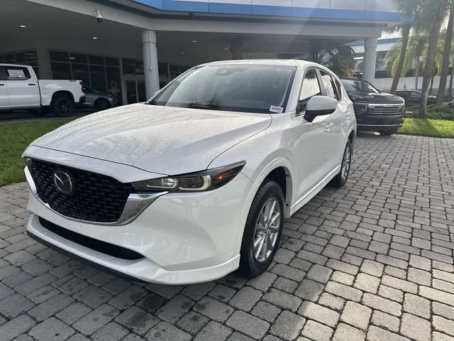 2024 Mazda CX-5 2.5 S Preferred Package photo 20