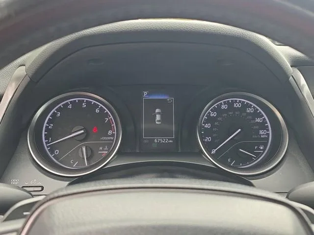 2023 Toyota Camry SE photo 25