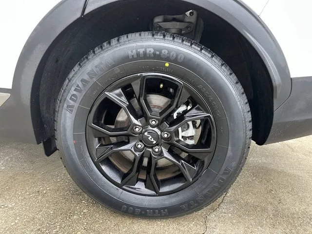 2023 Kia Sportage X-Pro photo 11