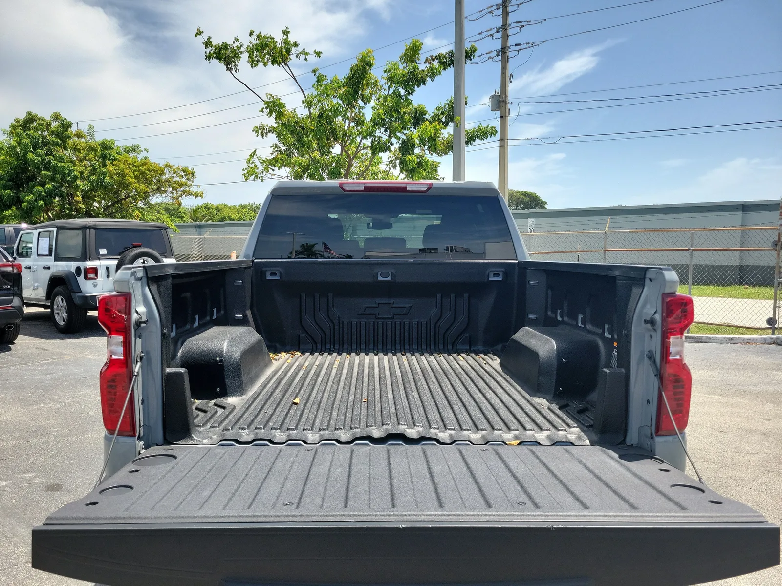 2024 Chevrolet Silverado 1500 LT photo 13