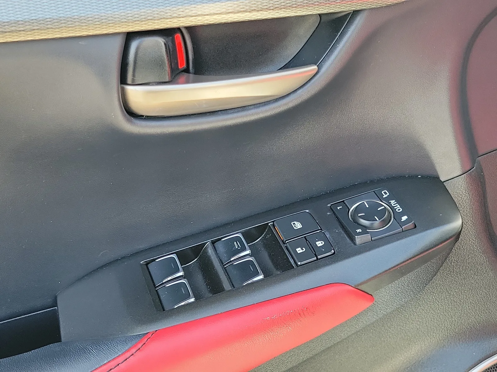 2021 Lexus NX NX 300 F SPORT photo 23