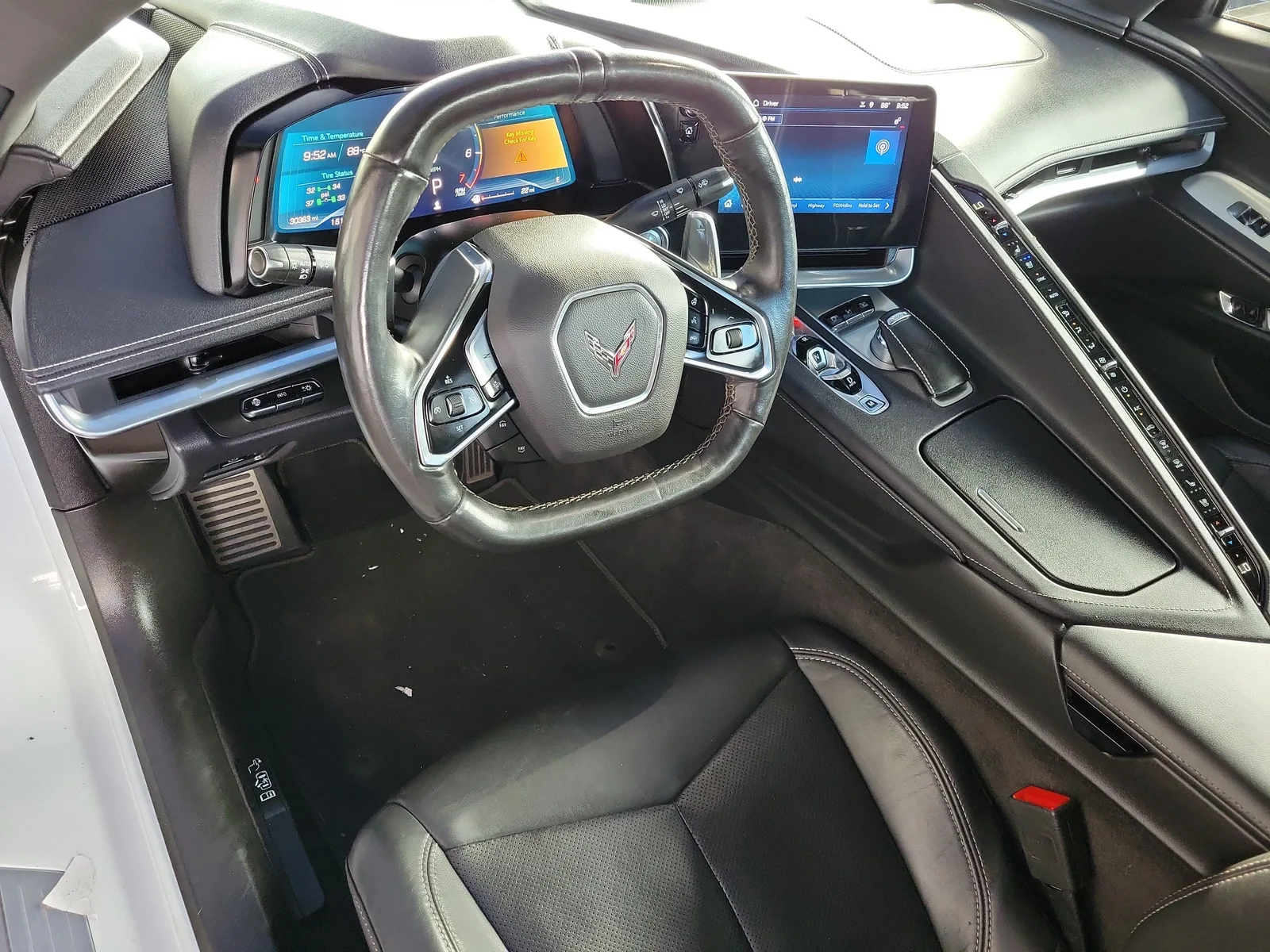 2024 Chevrolet Corvette Stingray 2LT photo 12