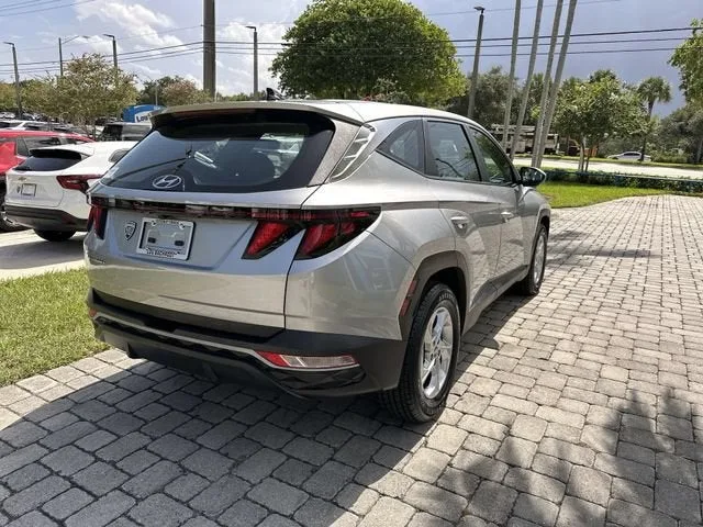 2024 Hyundai Tucson SE photo 35
