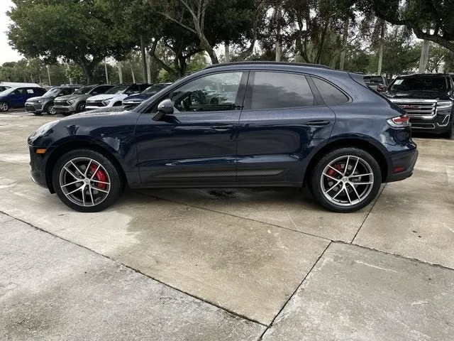 2023 Porsche Macan S photo 32