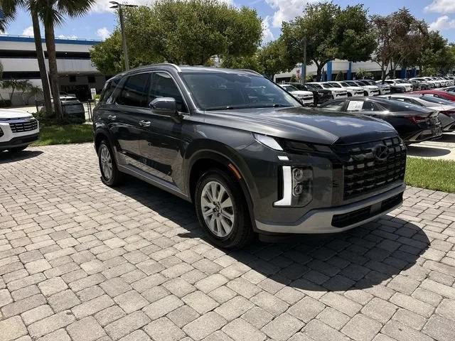 2025 Hyundai Palisade SEL photo 16