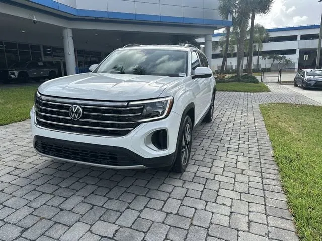 2024 Volkswagen Atlas 2.0T SE w/Technology photo 20