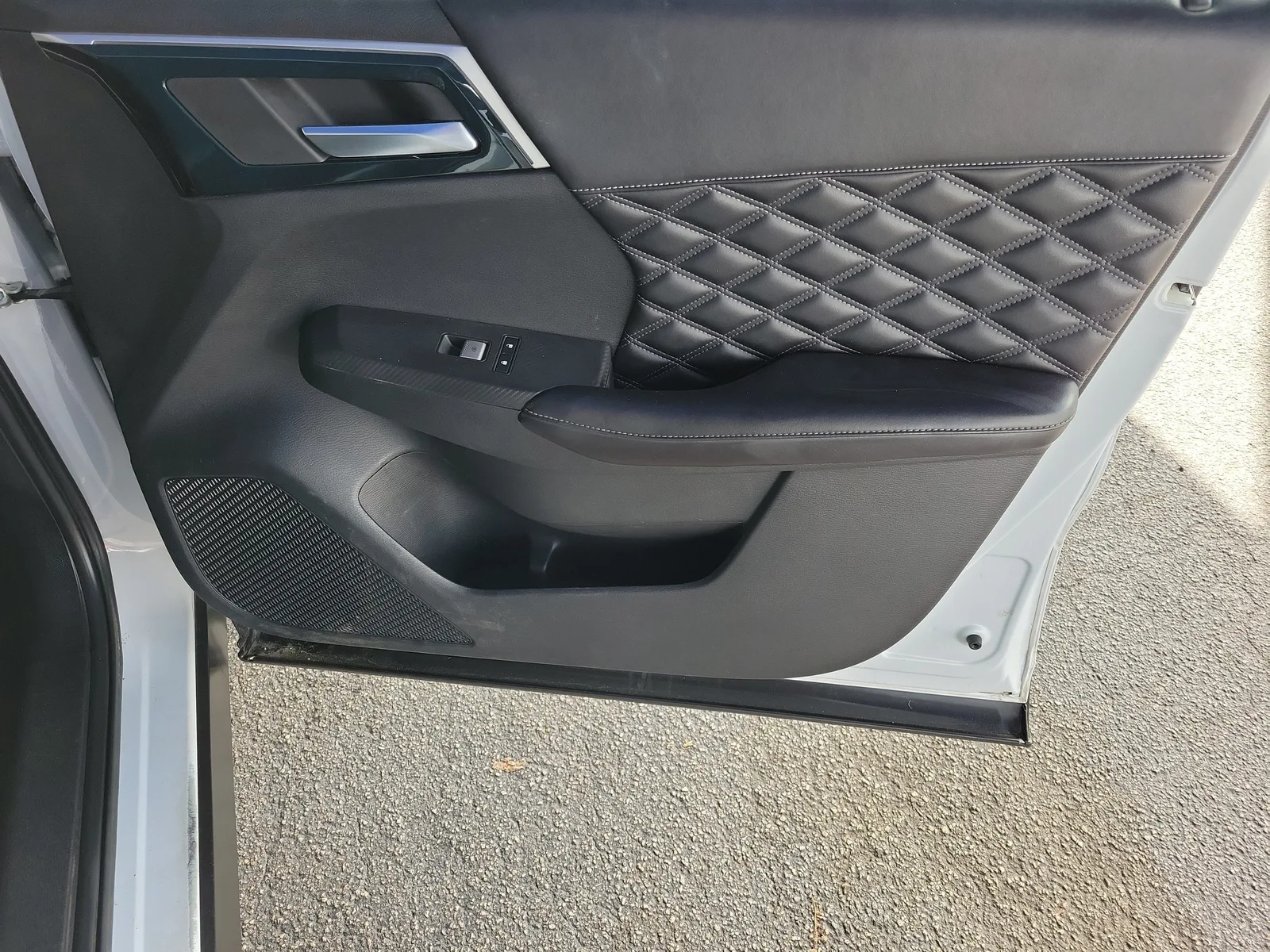 2022 Mitsubishi Outlander SEL photo 11