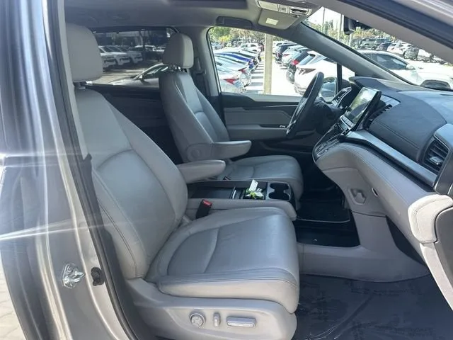 2024 Honda Odyssey EX-L photo 29