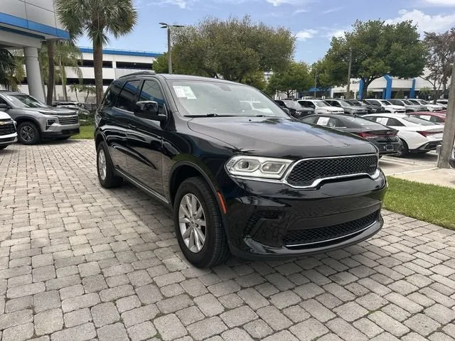 2023 Dodge Durango SXT photo 16