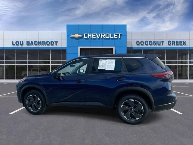2024 Nissan Rogue SV photo 5