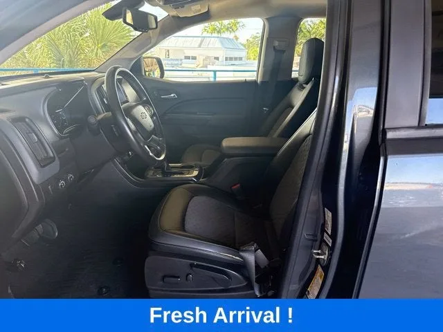 2016 Chevrolet Colorado 4WD Z71 photo 2