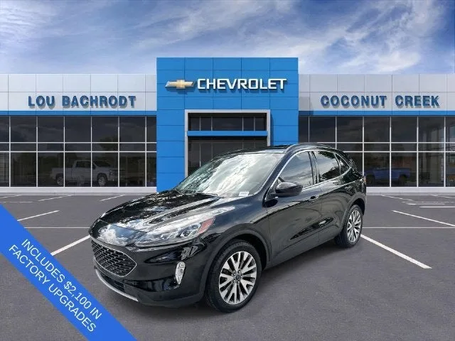 2021 Ford Escape Titanium photo 4