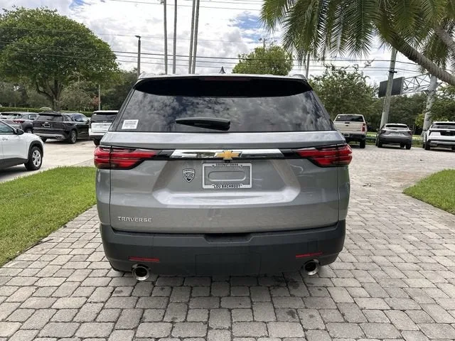 2023 Chevrolet Traverse LS photo 34