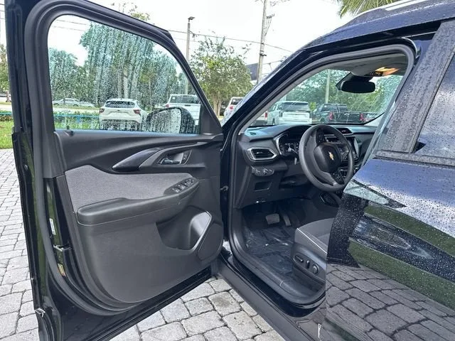 2021 Chevrolet Trailblazer LT photo 22