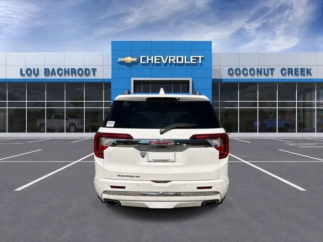 2021 GMC Acadia Denali photo 7