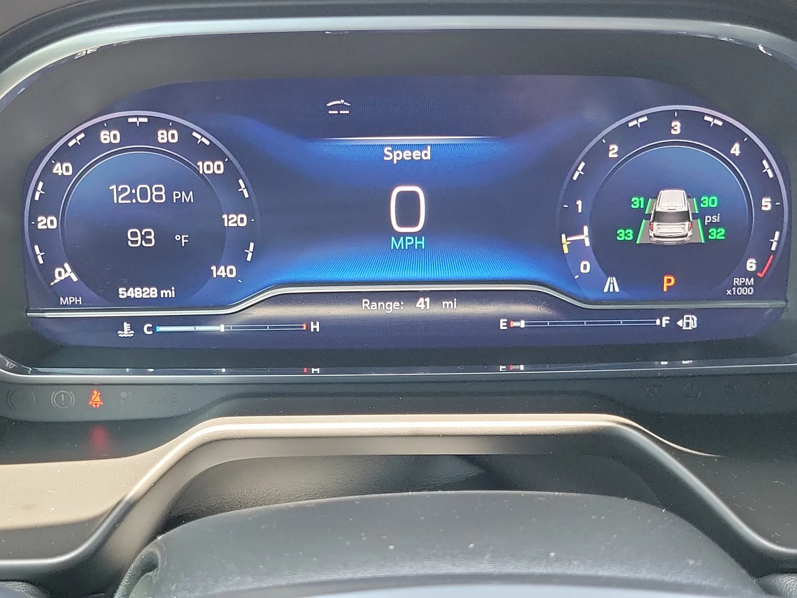 2023 Chevrolet Suburban RST photo 29