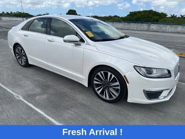 2020 Lincoln MKZ Reserve photo 12
