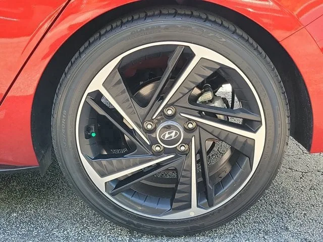2021 Hyundai Elantra N Line photo 9
