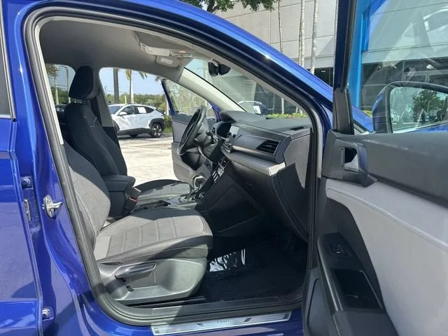 2024 Volkswagen Taos SE photo 29