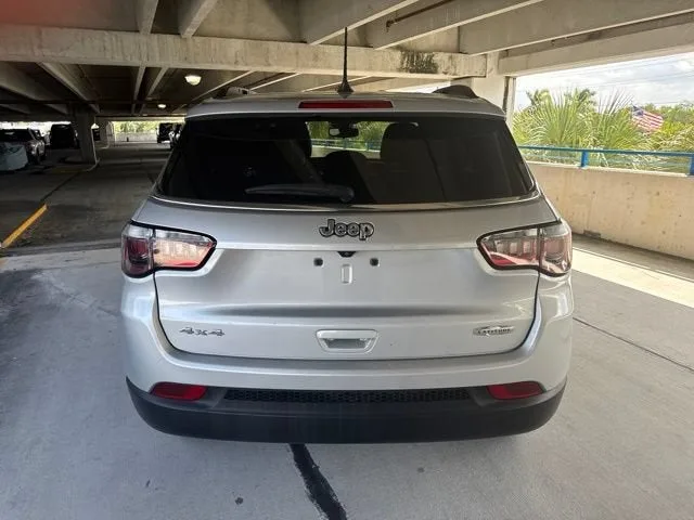 2024 Jeep Compass Latitude photo 19