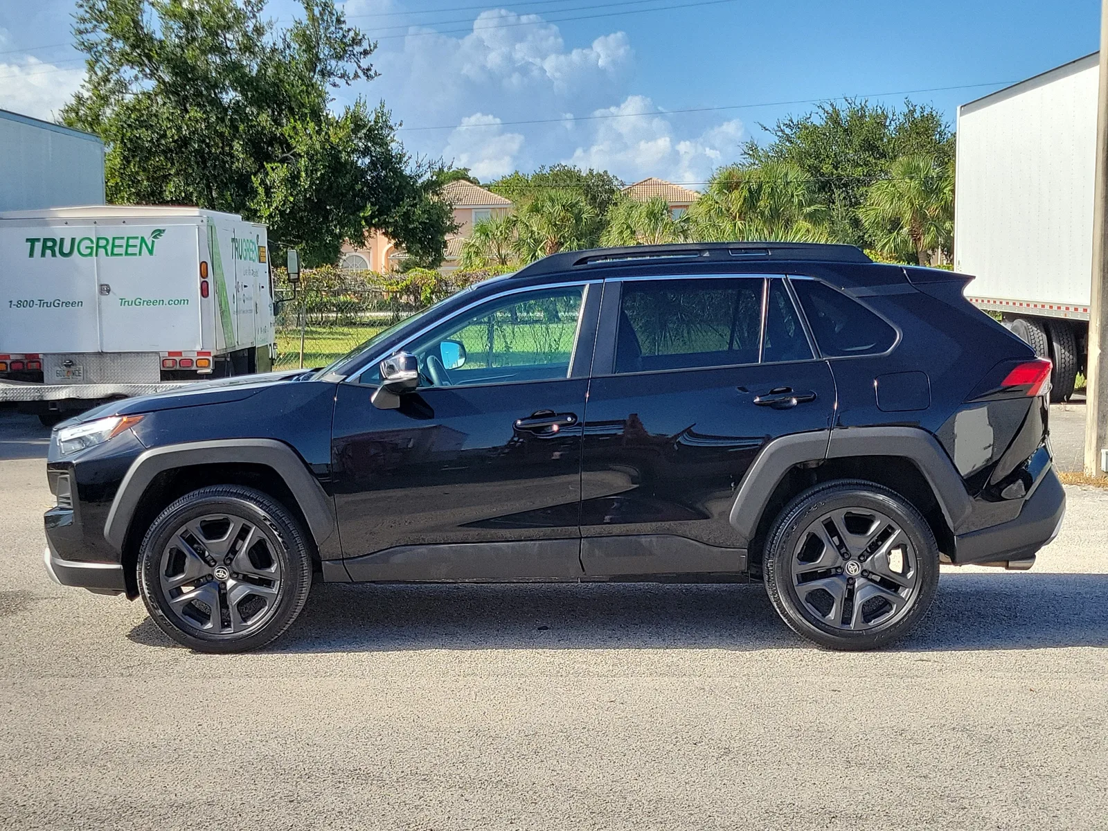 2024 Toyota RAV4 Adventure photo 6