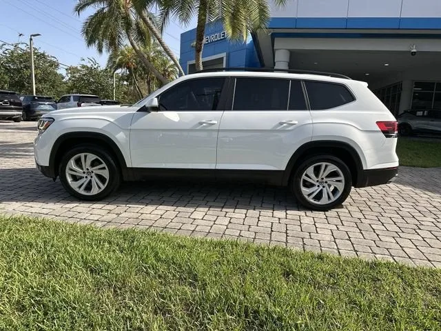 2022 Volkswagen Atlas 2.0T SE w/Technology photo 31