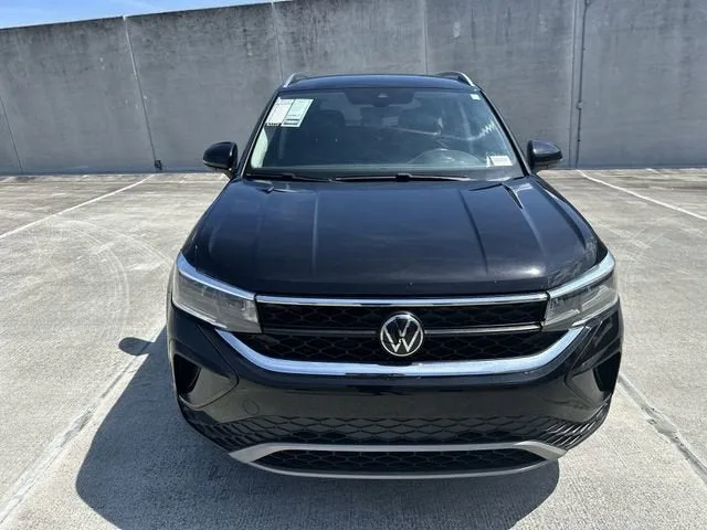 2024 Volkswagen Taos SE photo 39