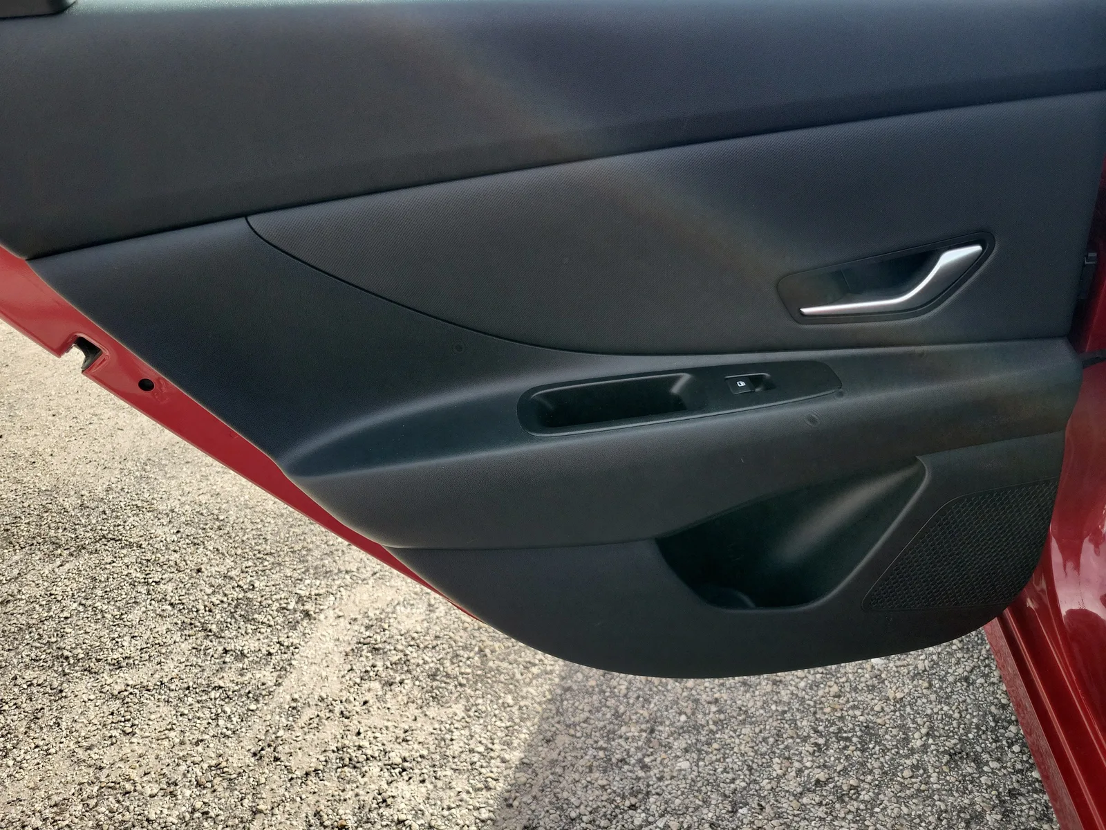 2025 Hyundai Elantra Limited photo 16