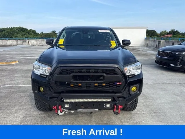 2023 Toyota Tacoma 4WD SR photo 17