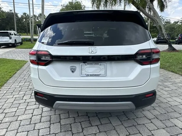 2023 Honda Pilot EX-L 8 Passenger photo 31