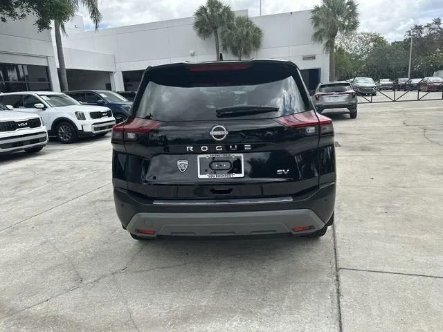 2023 Nissan Rogue SV photo 34