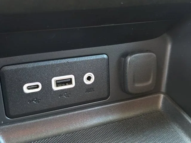 2024 GMC Terrain SLE photo 31