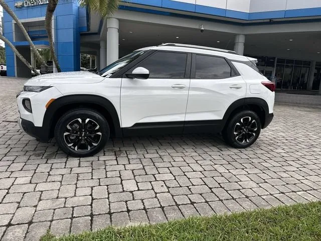 2022 Chevrolet Trailblazer LT photo 31