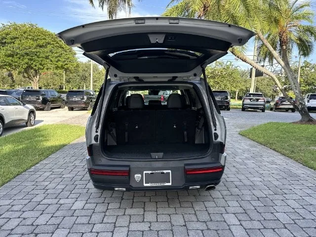 2025 Hyundai Santa Fe SEL photo 28