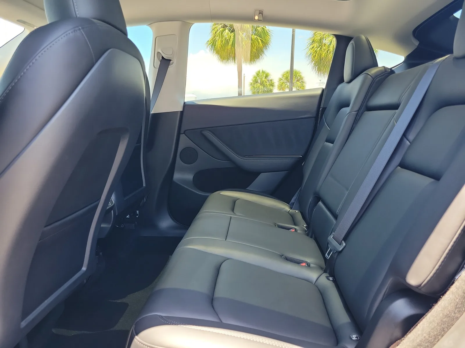 2023 Tesla Model Y Performance photo 15