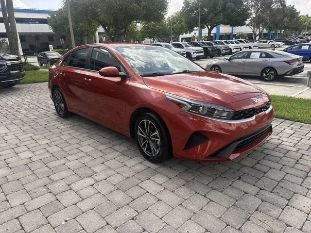 2024 Kia Forte LXS photo 16