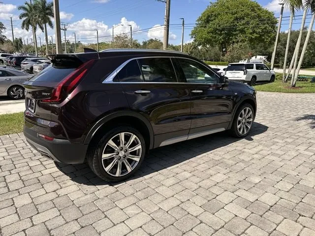 2021 Cadillac XT4 FWD Premium Luxury photo 37