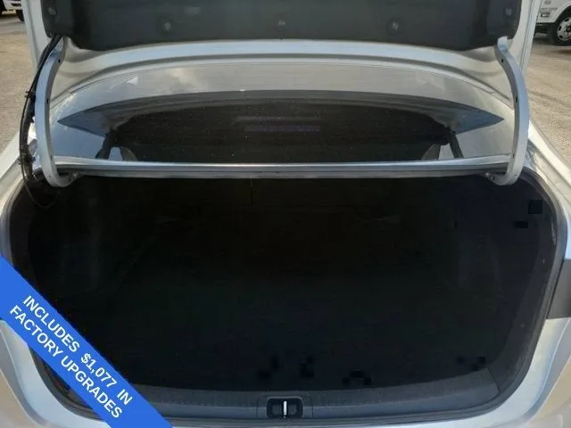 2024 Toyota Corolla SE photo 13