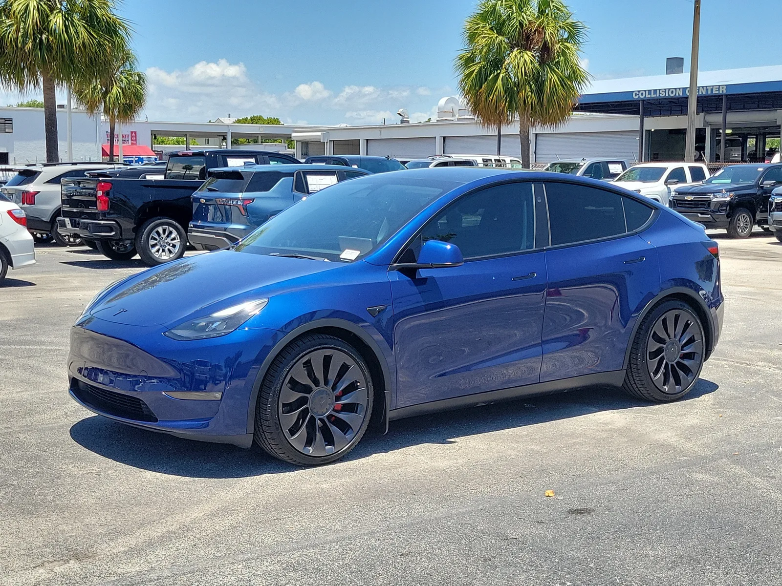 2023 Tesla Model Y Performance photo 7