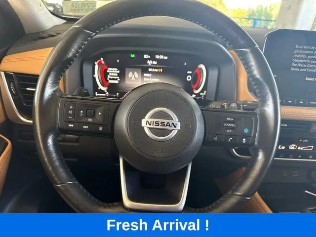 2021 Nissan Rogue Platinum photo 6