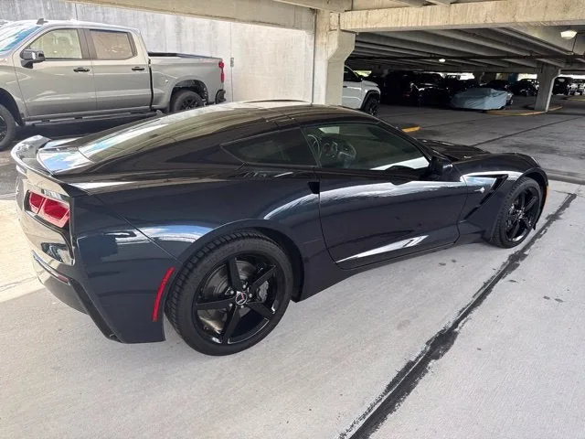 2015 Chevrolet Corvette Stingray 2LT photo 13