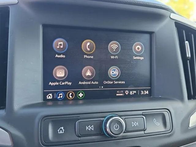 2024 GMC Terrain SLE photo 28