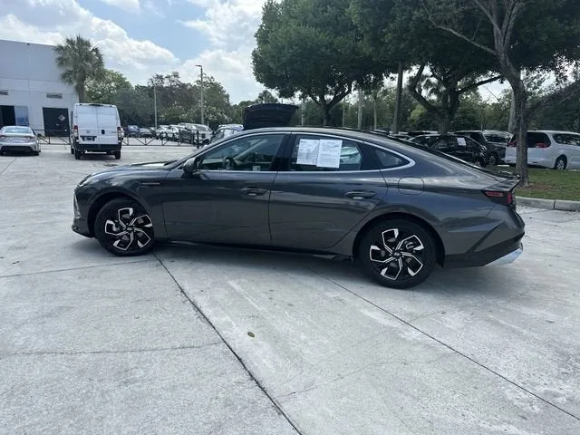 2025 Hyundai Sonata SEL photo 35