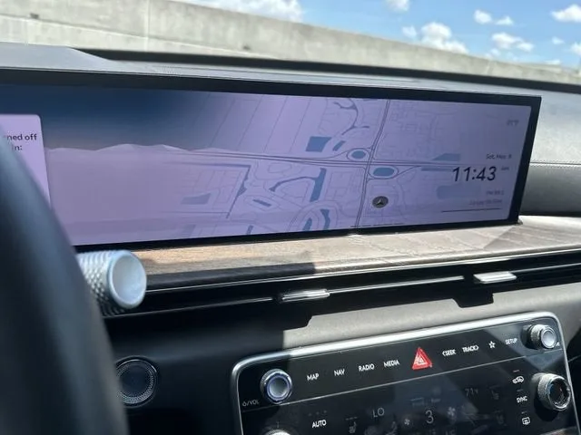 2025 Genesis GV80 3.5T Advanced photo 25