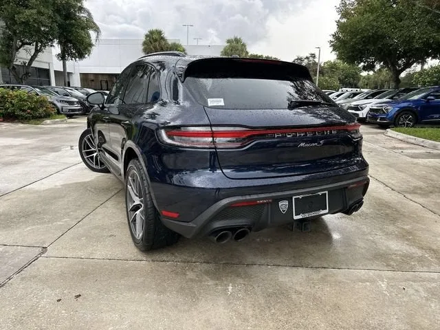 2023 Porsche Macan S photo 12