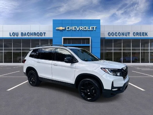 2024 Honda Passport Black Edition photo 2