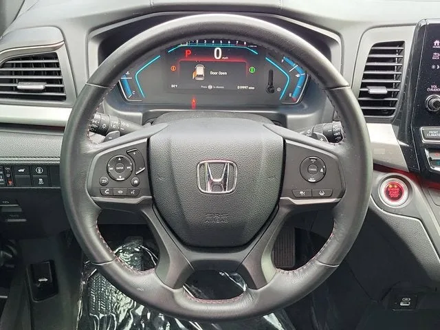 2024 Honda Odyssey Sport photo 18