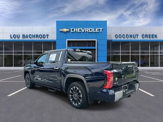 2022 Toyota Tundra 4WD Limited photo 6